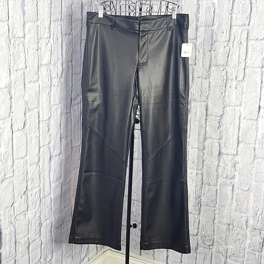 FREE PEOPLE Black Love Language Low Rise Faux Leather‎ Pant Size 10